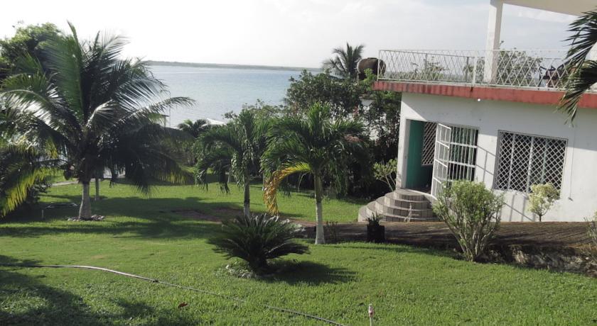Bacalar Casa Lahar Hostel Екстериор снимка